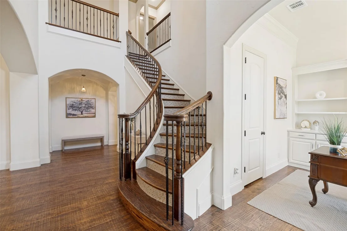 Photo of 5764 Quebec Lane