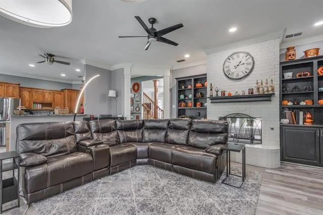 Photo of 1625 Lakeshore Drive