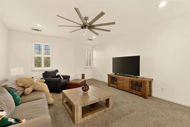 Photo of 1107 Devonshire Drive S