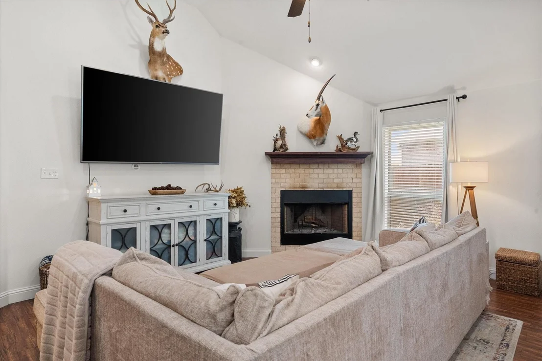 Photo of 1815 Clearbrook Lane