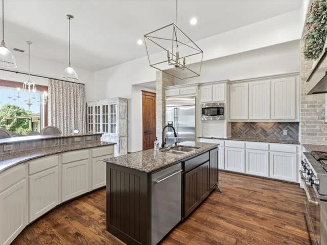 Photo of 712 Frenchtown Road