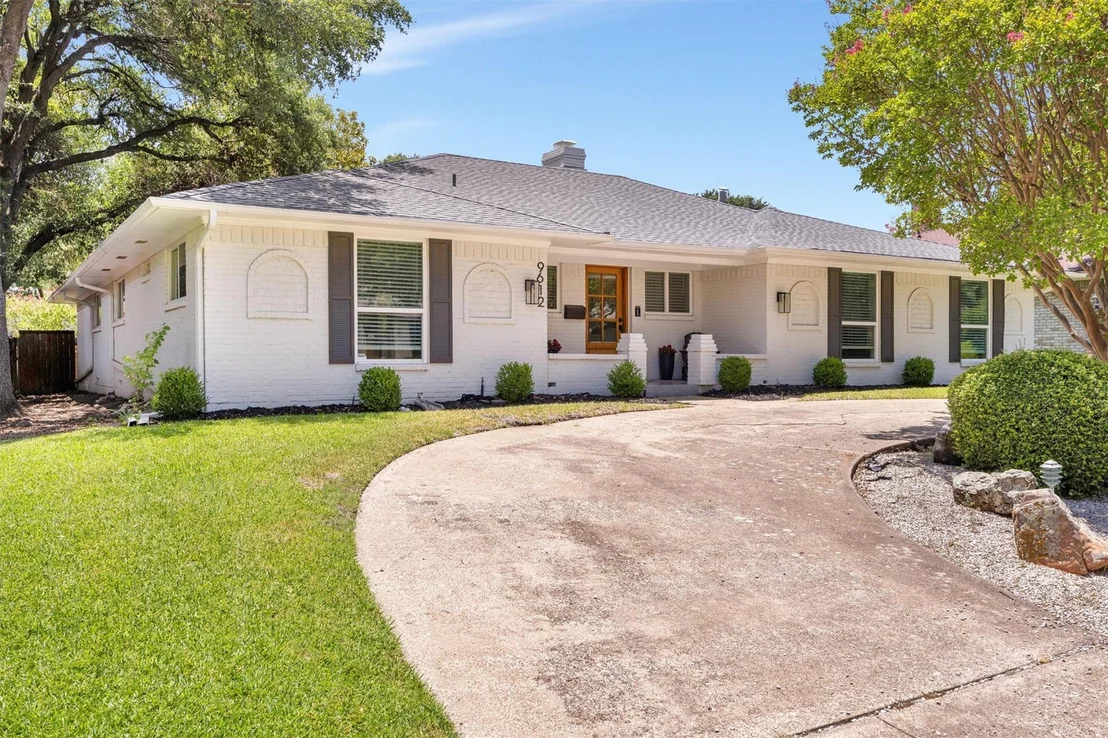 Photo of 9612 Atherton Drive