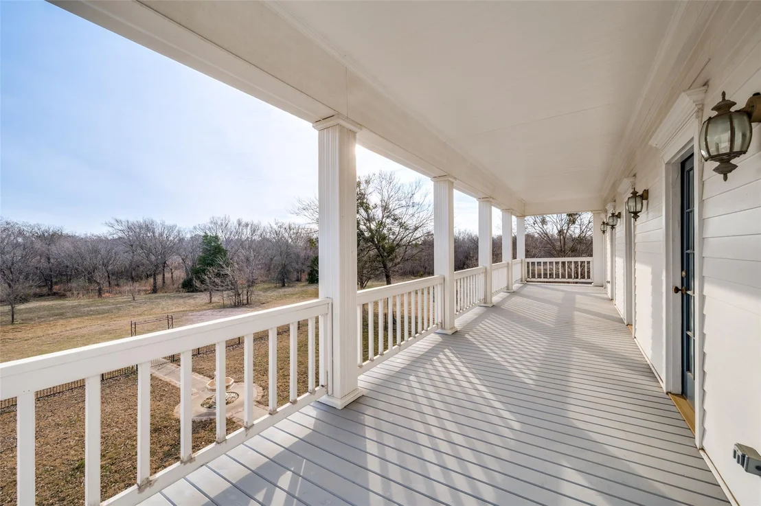 Photo of 1827 Dr Sanders Road