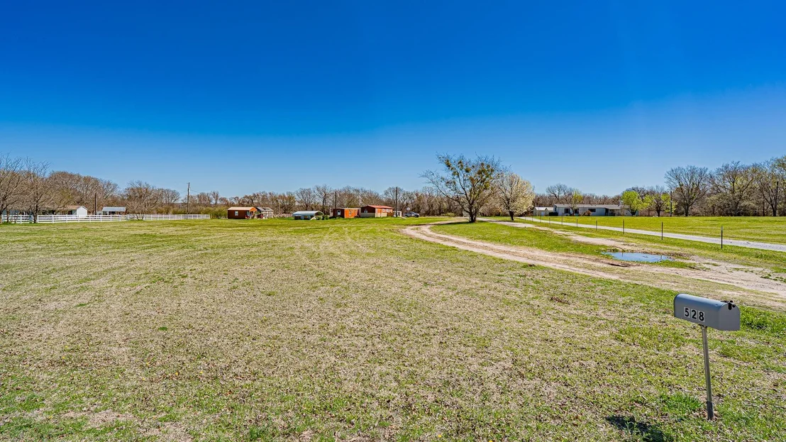 Photo of 528 Stonegate Drive