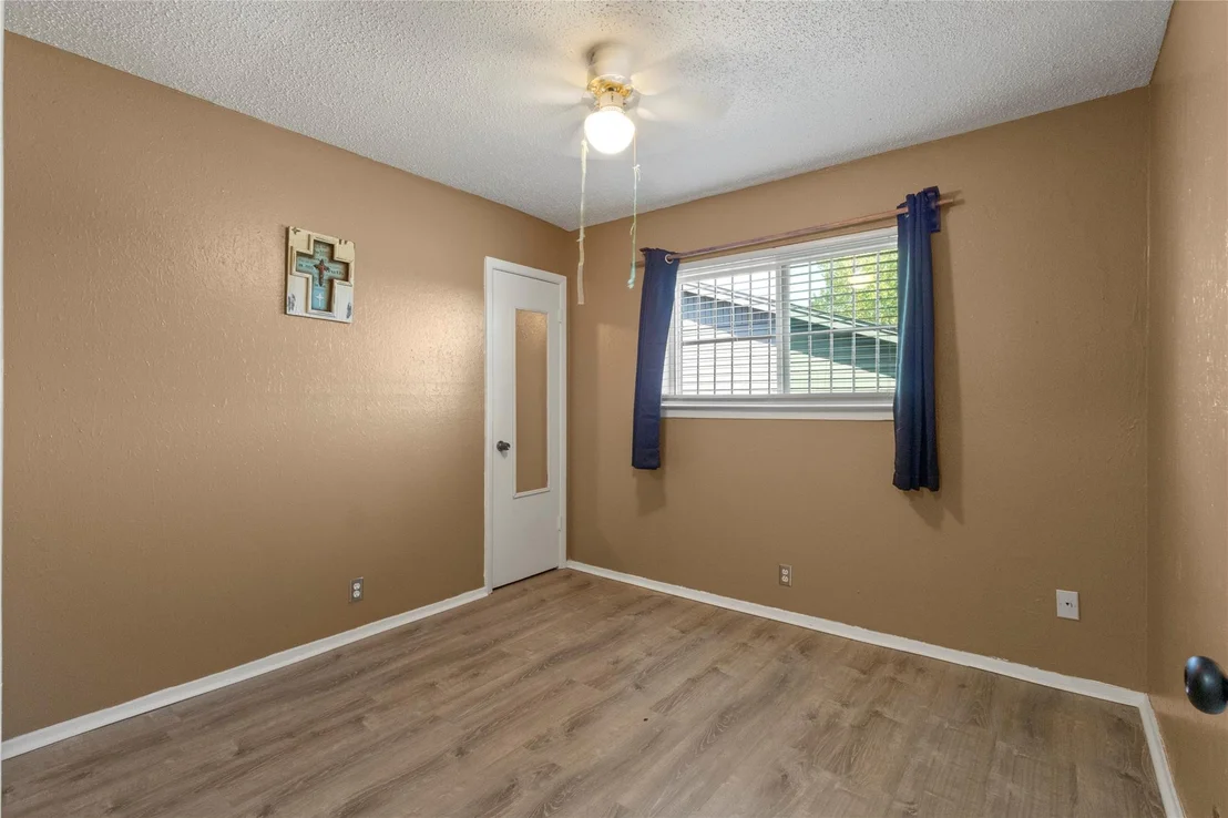 Photo of 1646 Savage Drive