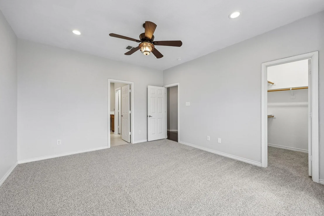 Photo of 5929 Clipper Lane