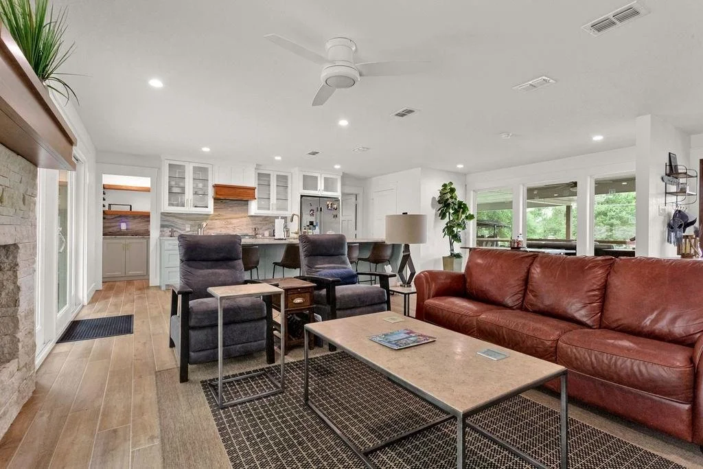 Photo of 255 Hideaway  Lane Central