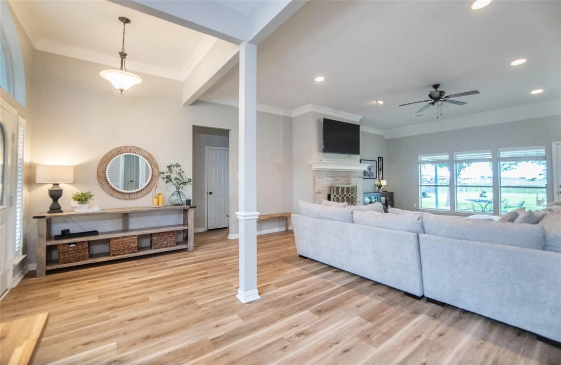 Photo of 1393 W Alamosa Drive