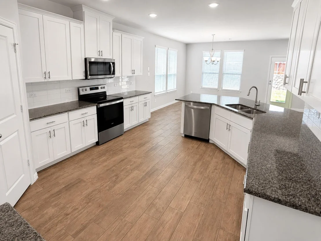 Photo of 136 Bowling Green Avenue