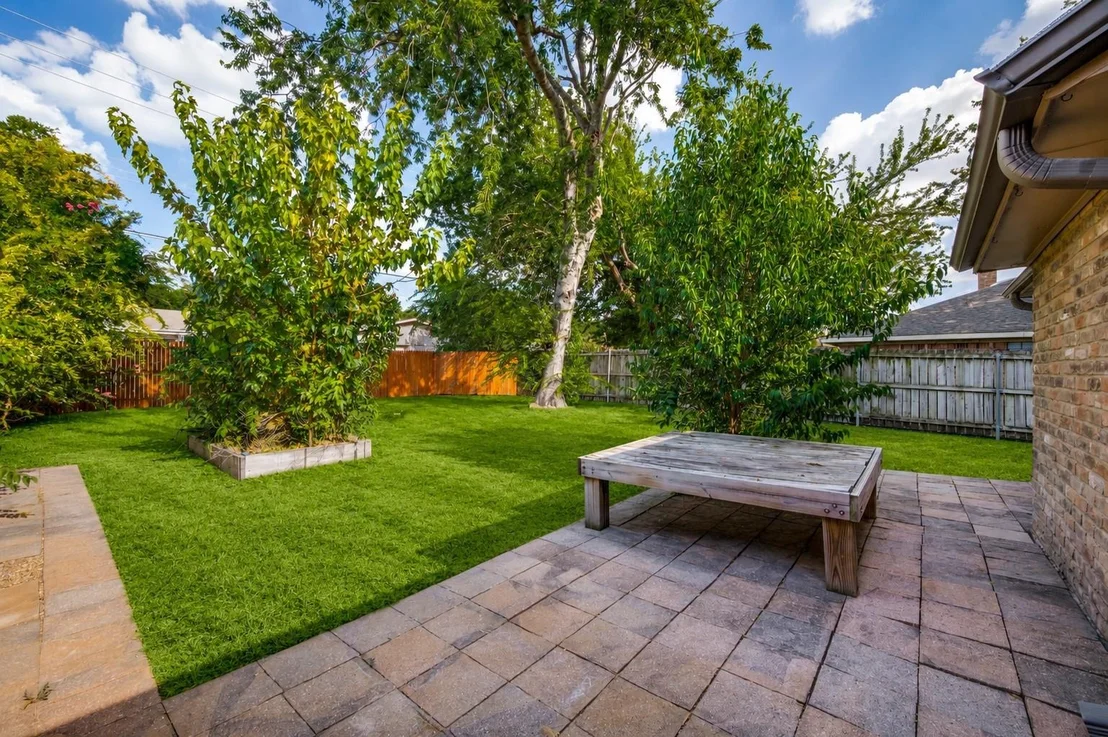 Photo of 5012 Hatherly Drive