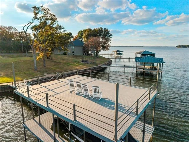 Photo of 656 Enchanted Isles Drive
