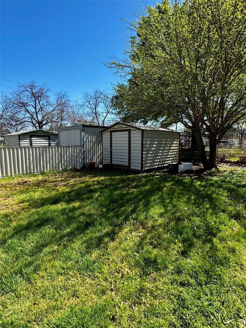 Photo of 512 Wanda Street