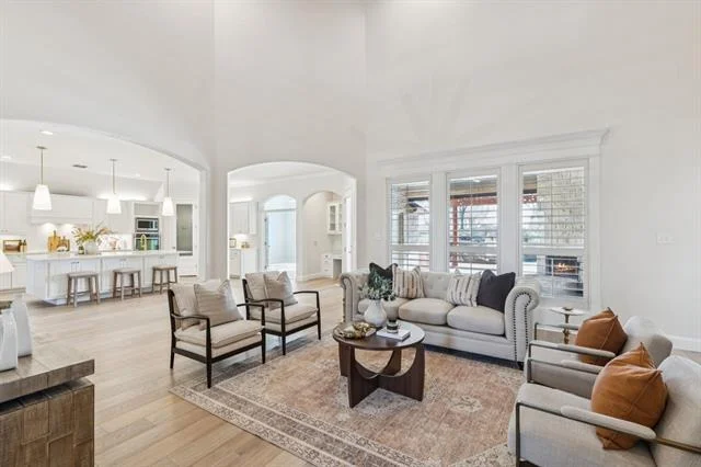 Photo of 5829 Lakeside Drive