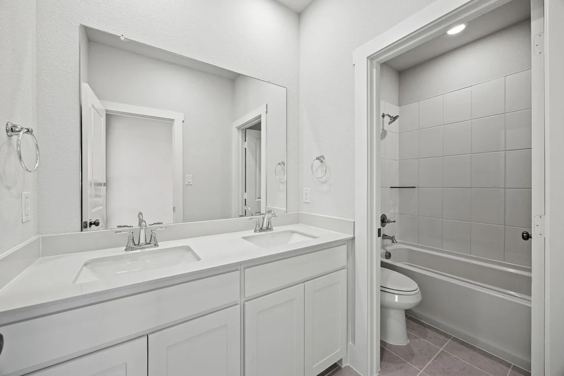 Photo of 536 Stark Mews