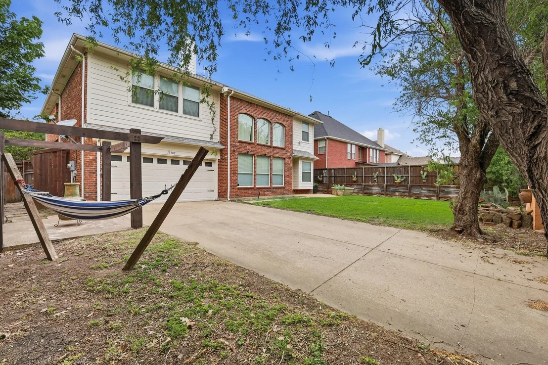 Photo of 13180 Mannheim Drive