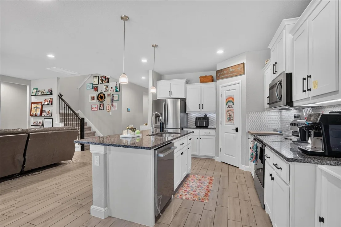 Photo of 1425 Bennett Drive