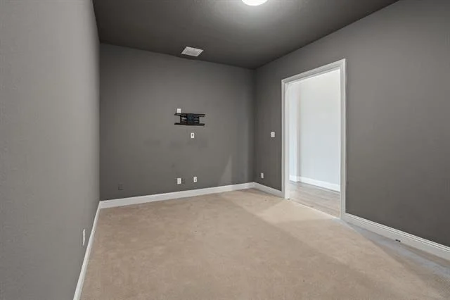 Photo of 1701 Deerwood Lane