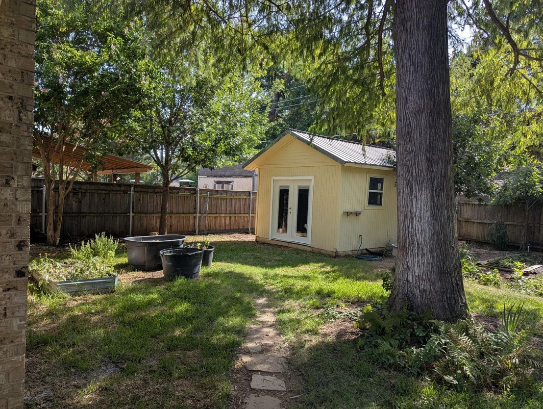Photo of 2908 Ashbury Drive