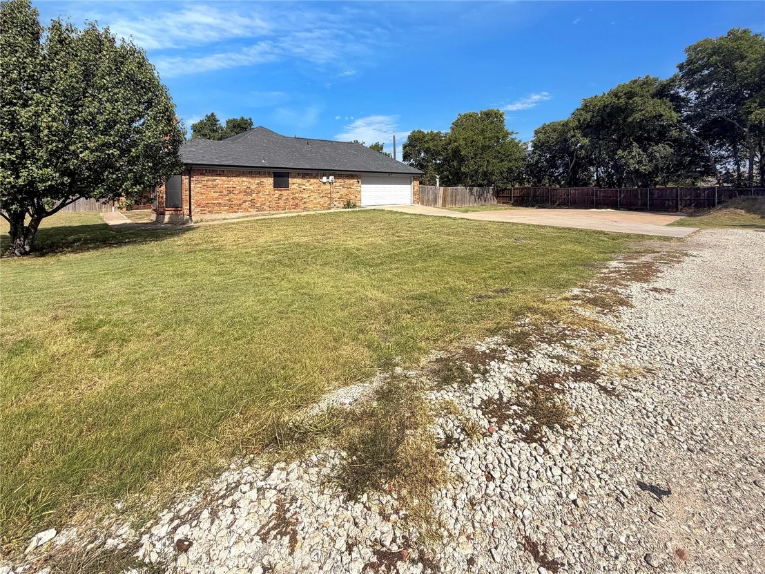 Photo of 1106 N Atkins Drive