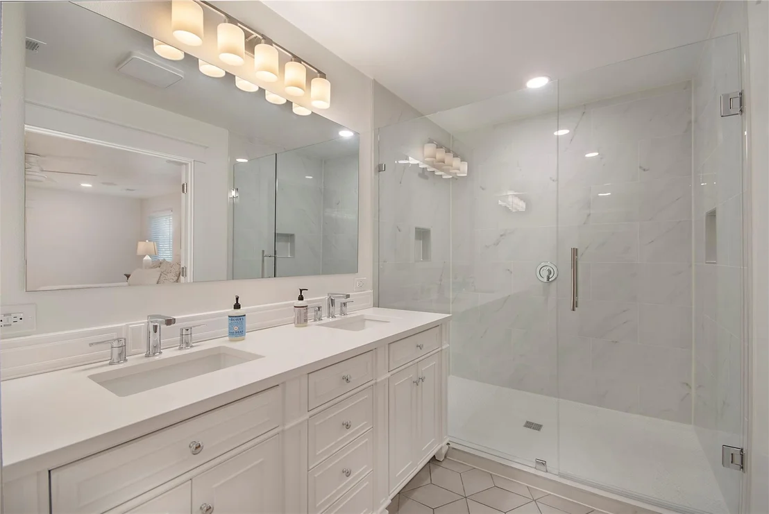 Photo of 1049 Forest Grove Drive