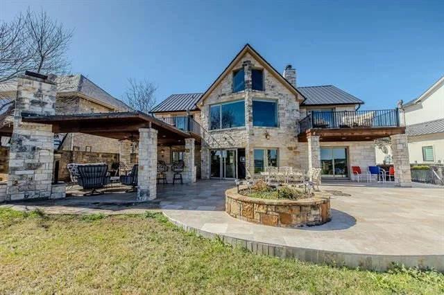 Photo of 140 Oyster Bay