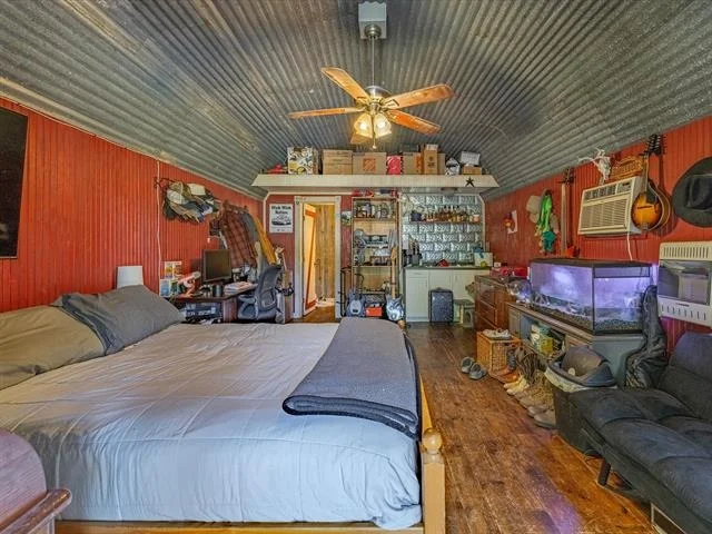 Photo of 3275 Finis Road