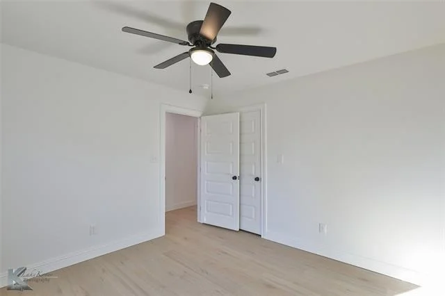 Photo of 2565 Bel Air