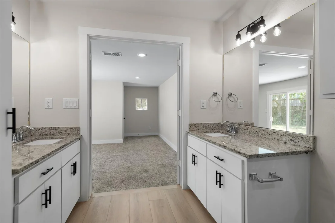 Photo of 112 Inman Street