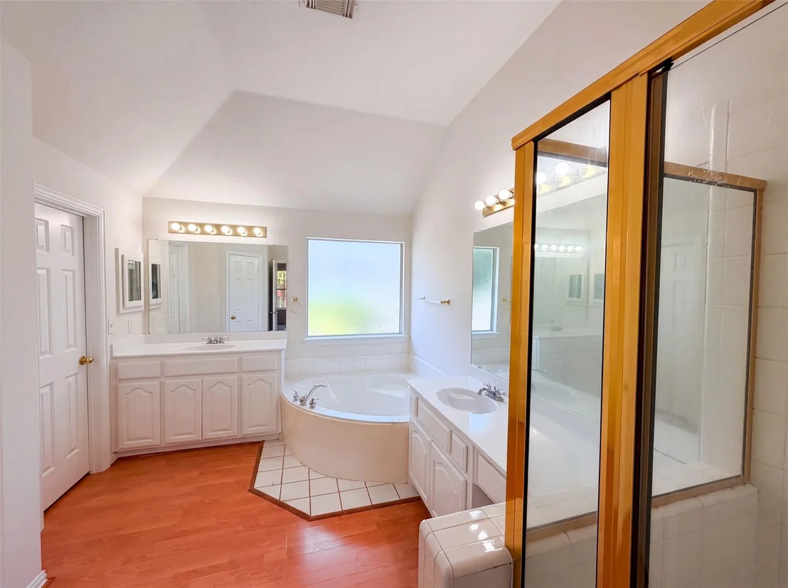Photo of 3106 Westshore Drive