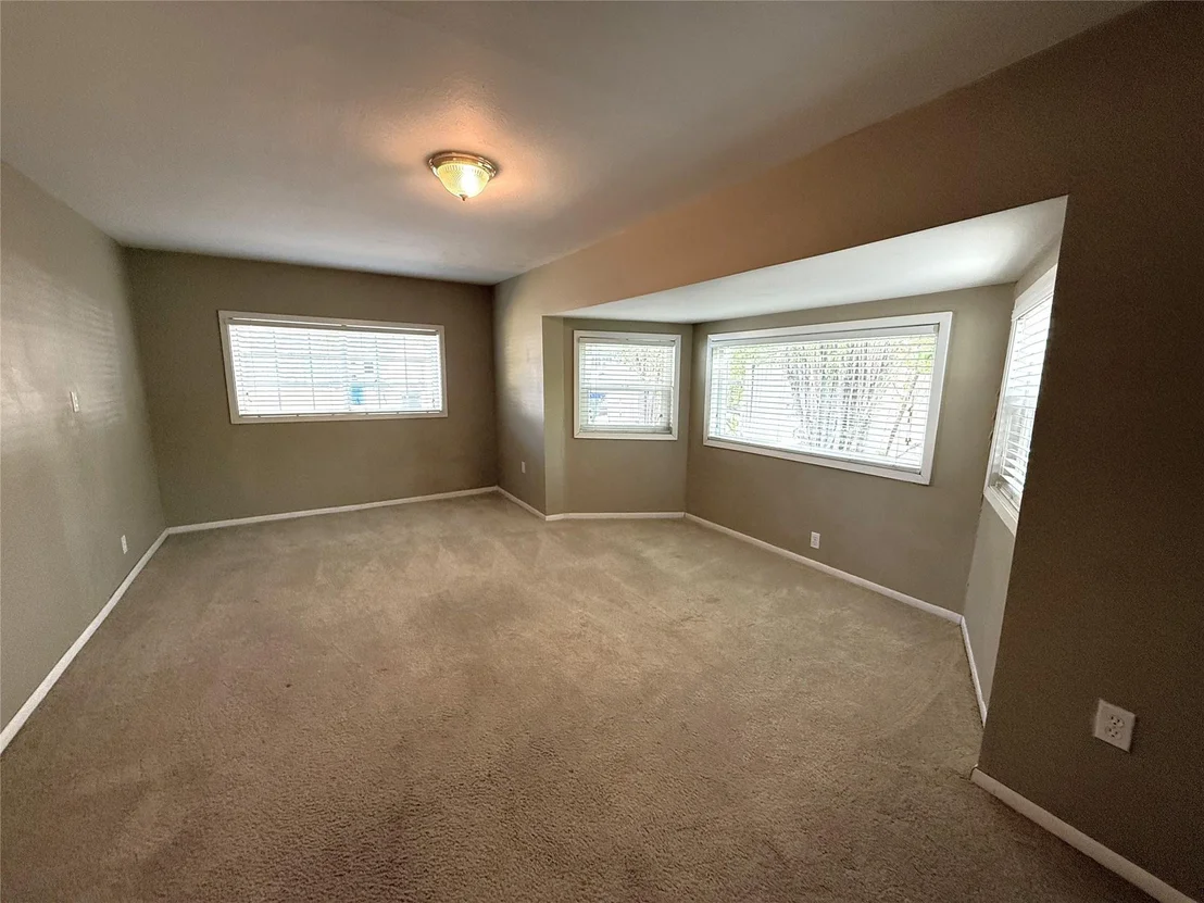 Photo of 3520 Maple Avenue
