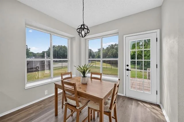 Photo of 2633 Lakeside Drive