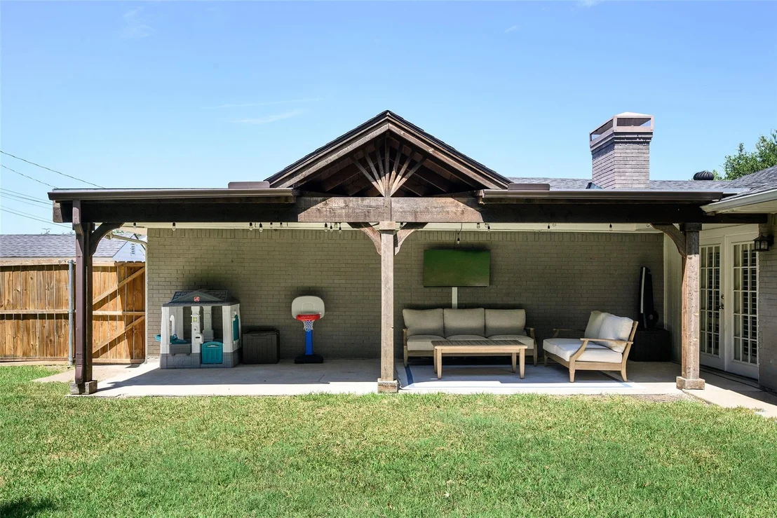 Photo of 3216 Townsend Drive