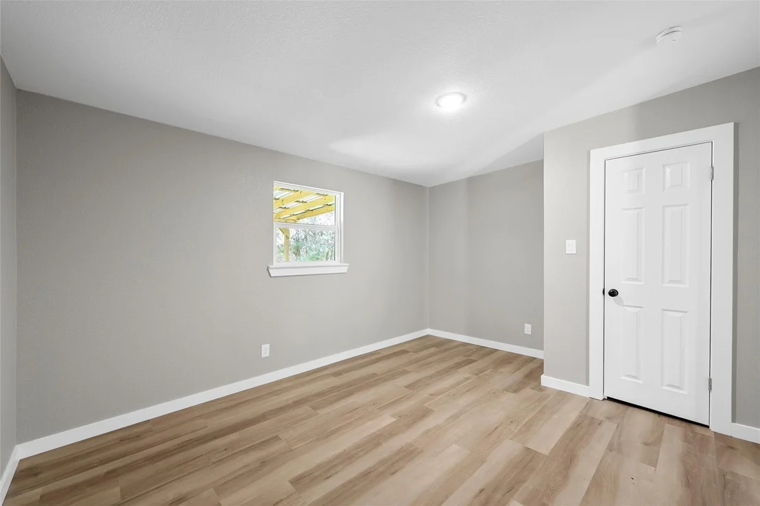 Photo of 139 Cresthill Circle