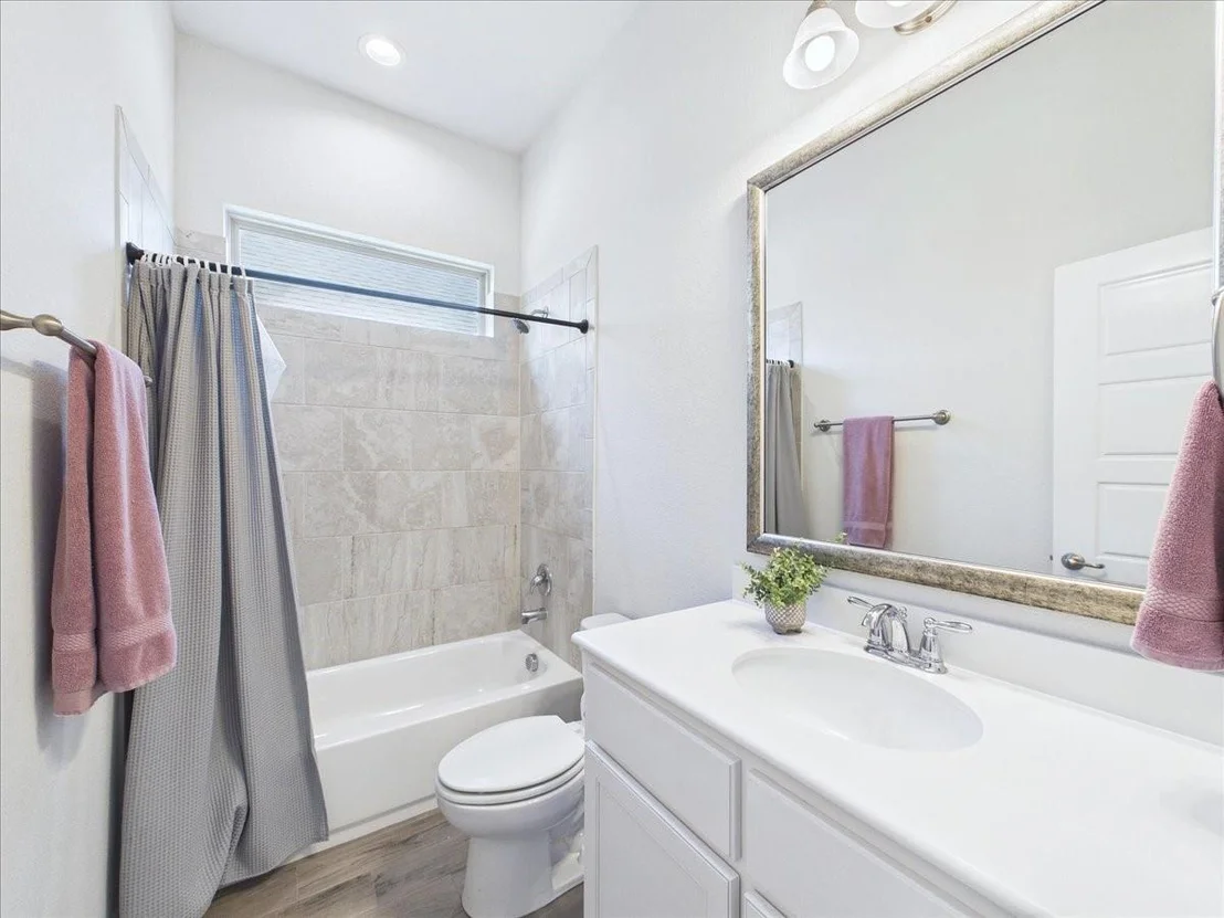 Photo of 916 Boardwalk Way