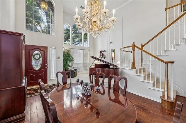 Photo of 893 Parker Drive