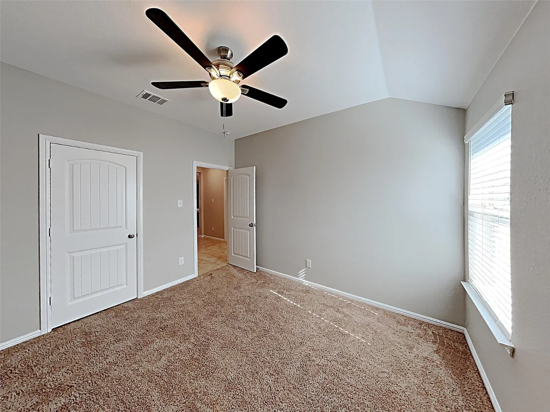 Photo of 900 Walls Boulevard