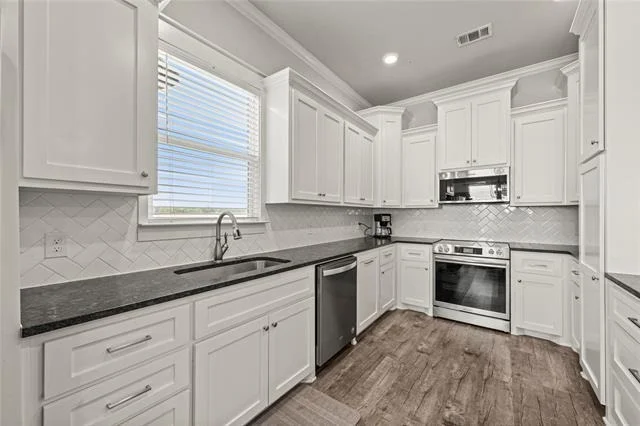 Photo of 225 Swan Lake