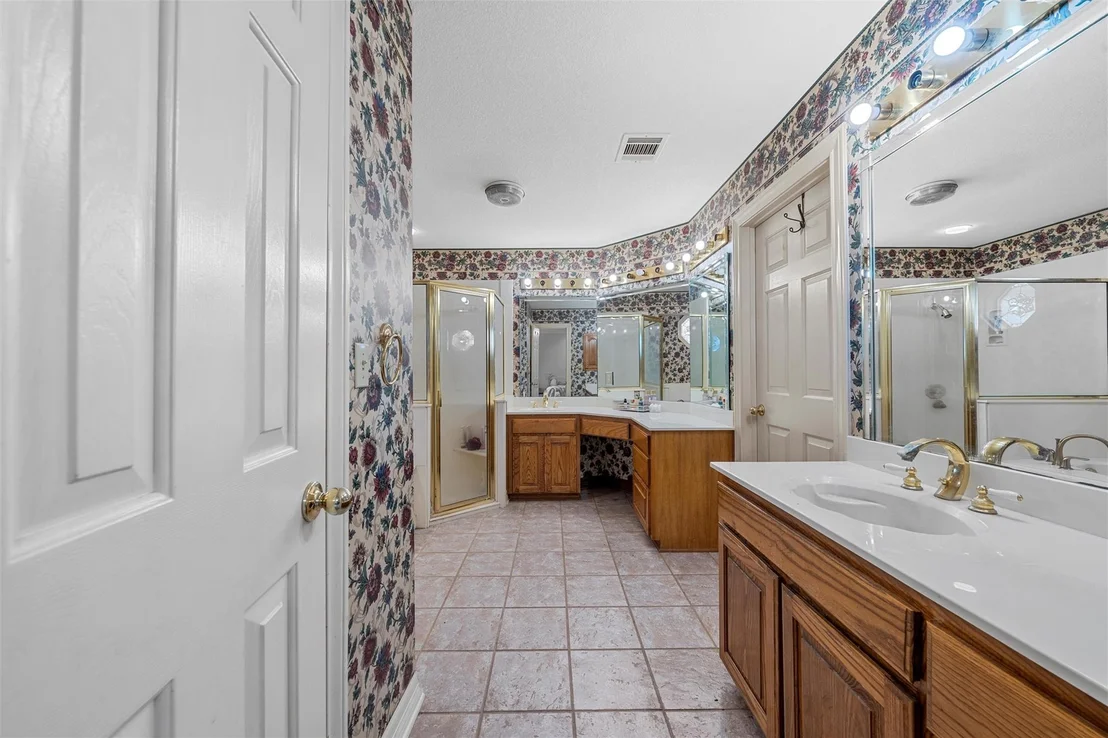 Photo of 654 County Road 473