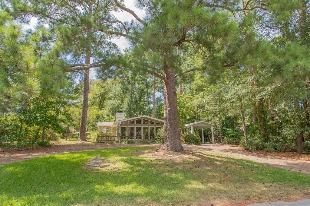 Photo of 1332 Hideaway Lane West