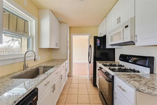 Photo of 725 Meadowlark Circle