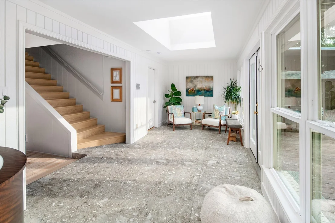 Photo of 8817 Arborside Drive
