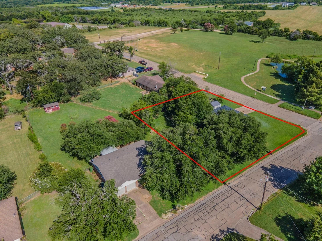 Photo of 1936 Post Oak Drive