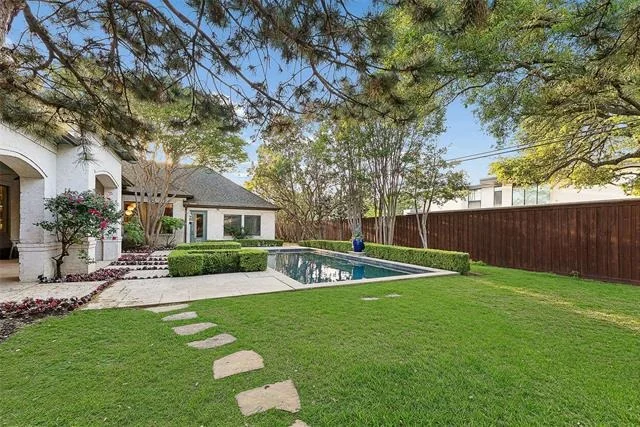 Photo of 6007 Stefani Drive