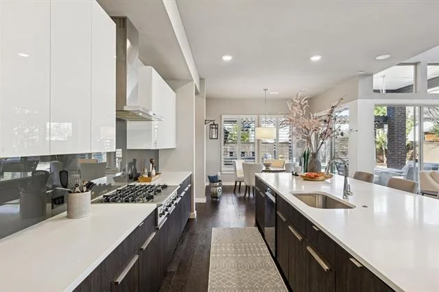 Photo of 4035 Heatherton Drive