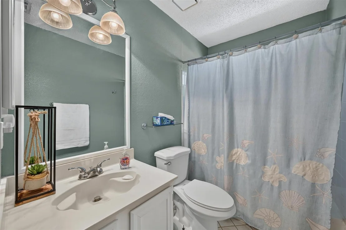 Photo of 2103 Meadowview Drive