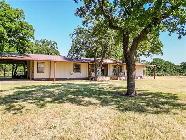 Photo of 3637 Highway 281 N