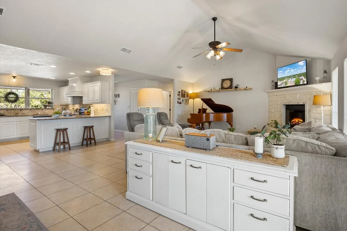 Photo of 4865 Compass Way