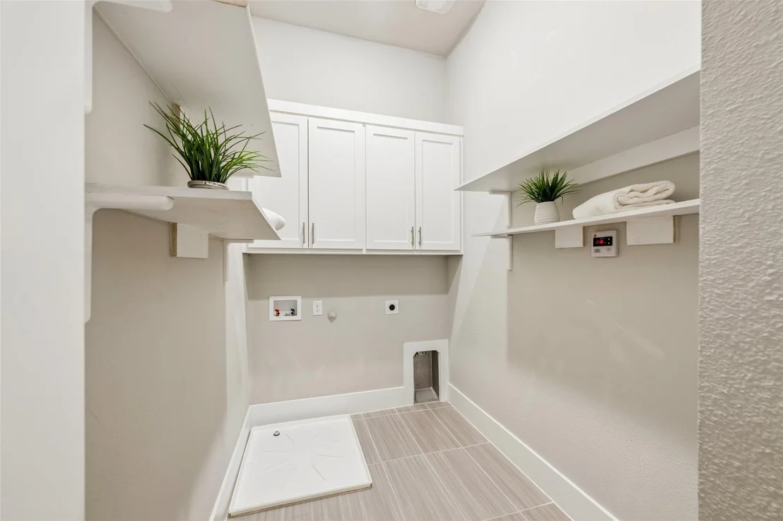 Photo of 7854 Element Avenue