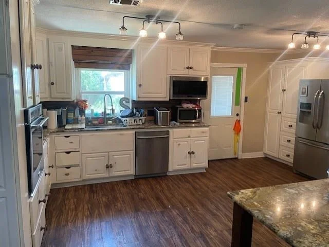 Photo of 130 Castleman Circle