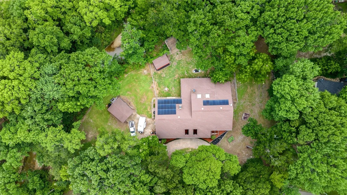 Photo of 207 Shadowwood Trail